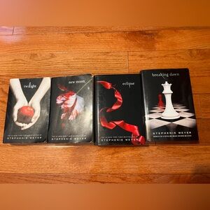 Twilight - 4 Book Set, 2 softbound, 2 are hardback - great condition collection!